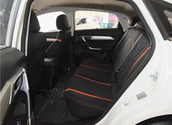 北汽昌河A6 2019款 1.5L 手动精英版 车厢座椅   后排空间
