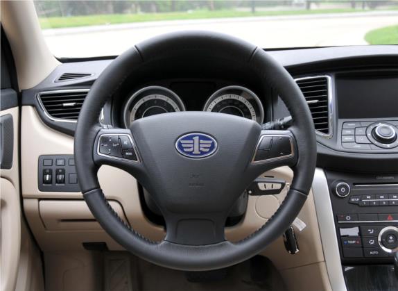 奔腾B90 2012款 2.0L 自动舒适型 中控类   驾驶位