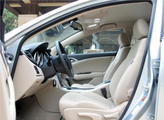 奔腾B90 2012款 2.0L 自动舒适型 车厢座椅   前排空间