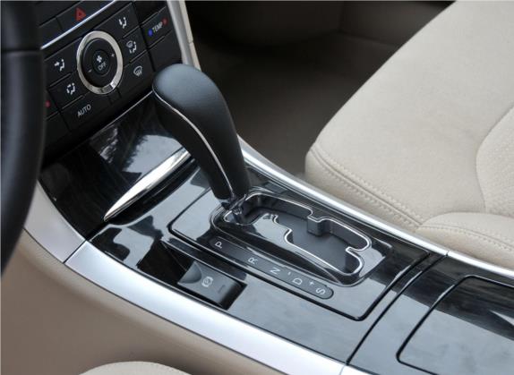 奔腾B90 2012款 2.0L 自动舒适型 中控类   挡把