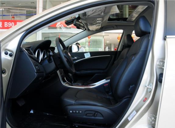 奔腾B90 2012款 2.3L 自动旗舰型 车厢座椅   前排空间