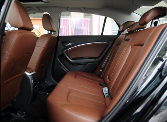 奔腾B90 2014款 1.8T 自动豪华型 车厢座椅   后排空间