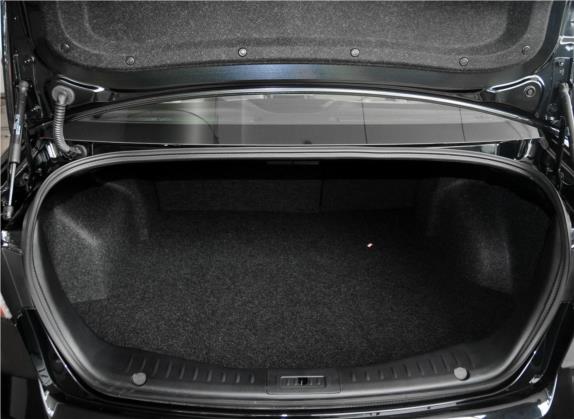 奔腾B90 2014款 1.8T 自动尊贵型 车厢座椅   后备厢