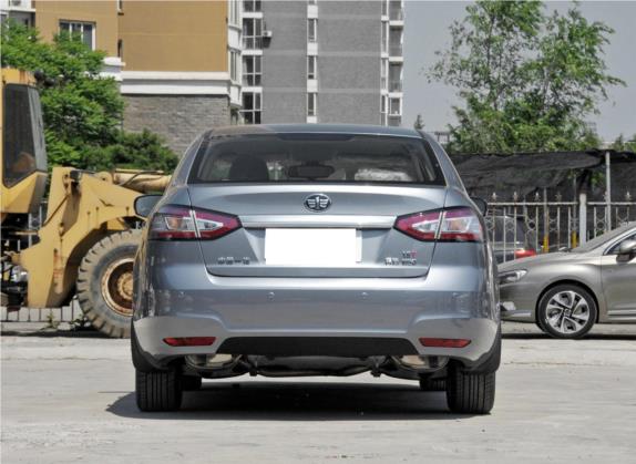 奔腾B90 2014款 1.8T 自动舒适型 外观   正后