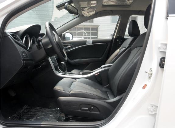 奔腾B90 2014款 2.0T 自动豪华型 车厢座椅   前排空间
