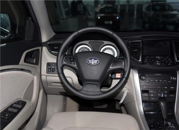 奔腾B90 2015款 1.8T 自动舒适型 中控类   驾驶位