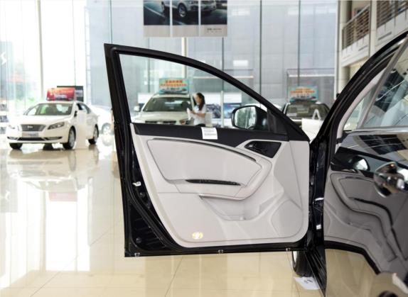 奔腾B90 2015款 1.8T 自动豪华型 车厢座椅   前门板