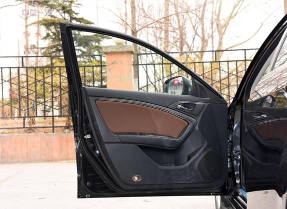 奔腾B90 2016款 十周年纪念版 1.8T 自动尊贵型 车厢座椅   前门板