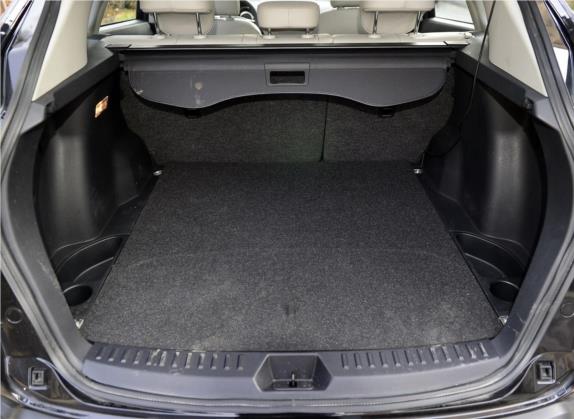 奔腾X80 2013款 2.0L 手动豪华型 车厢座椅   后备厢