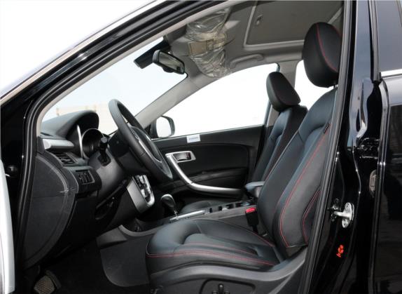 奔腾X80 2013款 2.3L 自动旗舰型 车厢座椅   前排空间