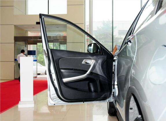 奔腾X80 2013款 2.0L 自动舒适型 车厢座椅   前门板