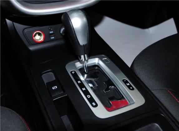 奔腾X80 2013款 2.0L 自动舒适型 中控类   挡把