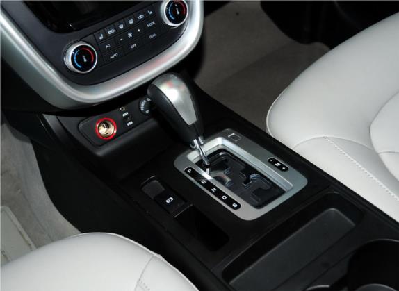 奔腾X80 2013款 2.3L 自动豪华型 中控类   挡把