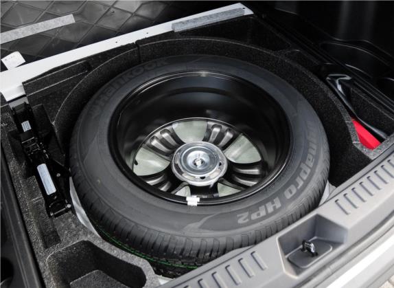 奔腾X80 2015款 1.8T 自动运动型 其他细节类   备胎