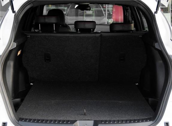 奔腾X80 2015款 1.8T 自动运动型 车厢座椅   后备厢