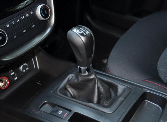 奔腾X80 2015款 2.0L 手动基本型 中控类   挡把