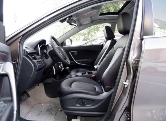 奔腾X80 2016款 2.0L 自动豪华型 车厢座椅   前排空间