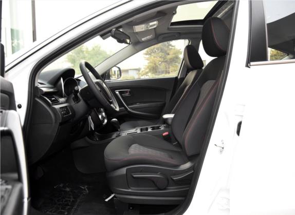 奔腾X80 2016款 2.0L 自动舒适型 车厢座椅   前排空间