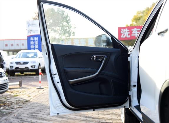 奔腾X80 2016款 1.8T 自动旗舰型 车厢座椅   前门板