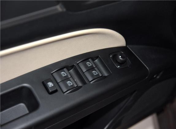 奔腾B30 2016款 1.6L 自动尊享型 车厢座椅   门窗控制