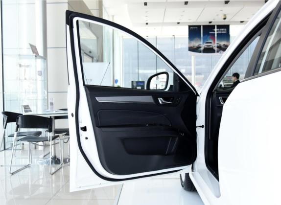 奔腾B30 2016款 1.6L 自动十周年纪念版 车厢座椅   前门板