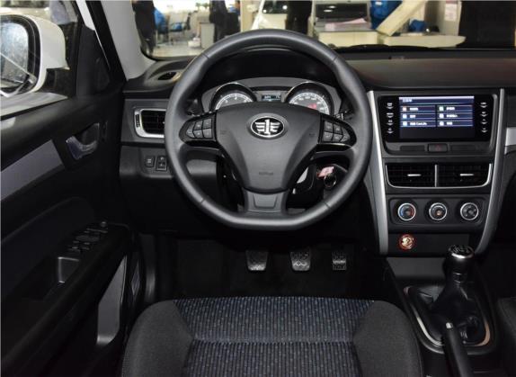 奔腾B30 2017款 1.6L 手动豪华型 中控类   驾驶位