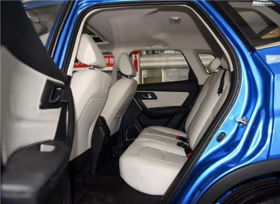 奔腾X40 2017款 1.6L 自动尊享型 车厢座椅   后排空间