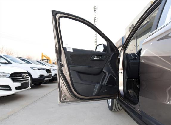 奔腾X40 2017款 1.6L 手动舒适型 车厢座椅   前门板