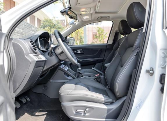 奔腾X40 2017款 1.6L 手动尊贵型 车厢座椅   前排空间