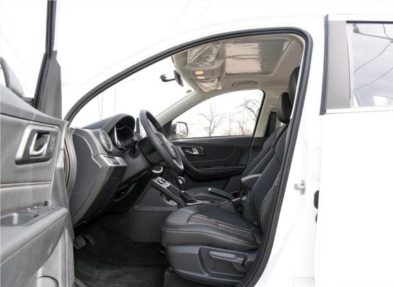 奔腾X40 2017款 1.6L 自动豪华型 车厢座椅   前排空间