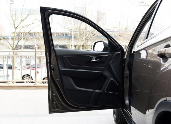 奔腾X40 2018款 网红版 1.6L 自动豪华型 车厢座椅   前门板
