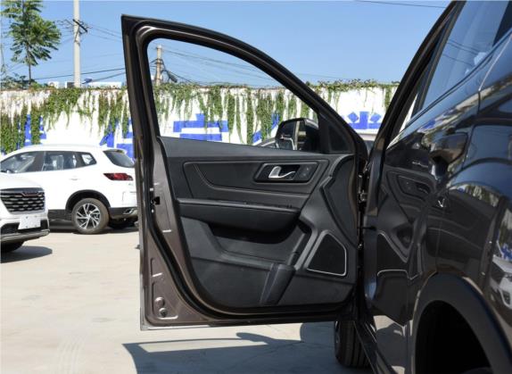 奔腾X40 2019款 1.6L 自动豪华型 国V 车厢座椅   前门板