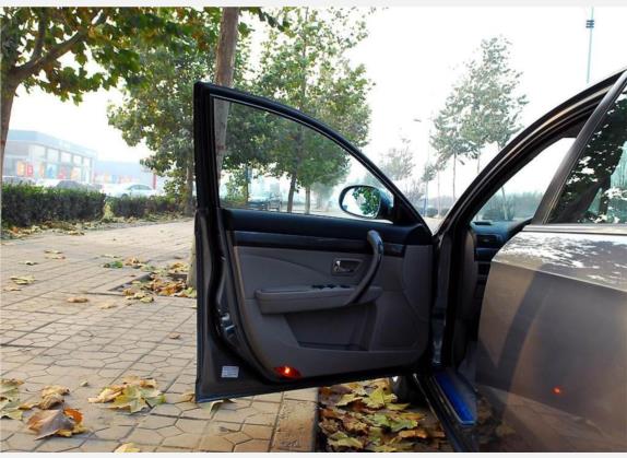 奔腾B70 2007款 2.0L 手动舒适型 车厢座椅   前门板