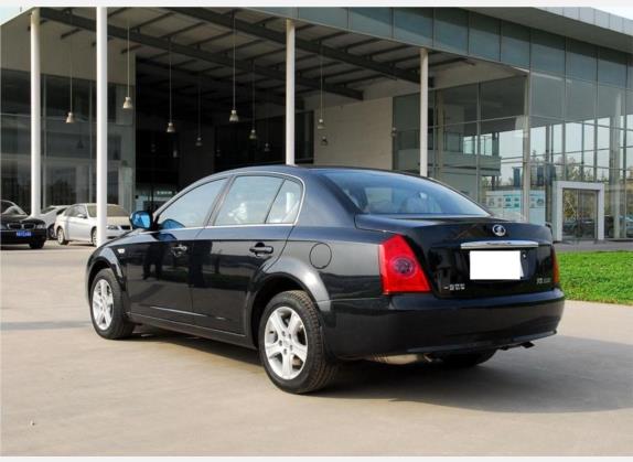 奔腾B70 2009款 2.0L 自动豪华型 外观   斜后