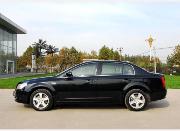奔腾B70 2009款 2.0L 自动豪华型 外观   正侧
