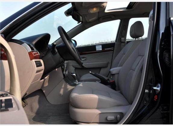 奔腾B70 2009款 2.3L 自动豪华型 车厢座椅   前排空间