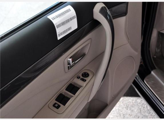 奔腾B70 2010款 2.0L 自动豪华型 车厢座椅   门窗控制