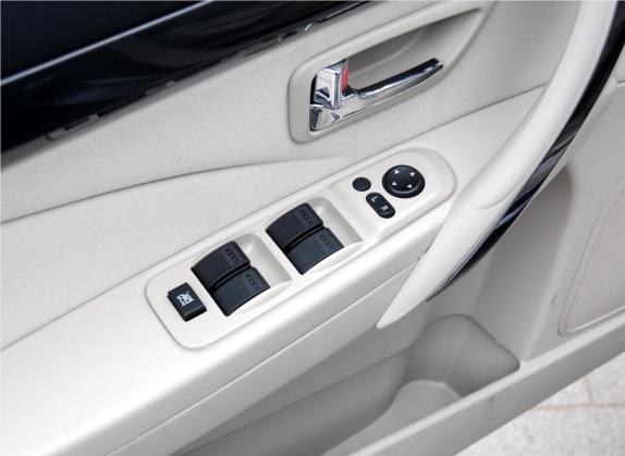 奔腾B70 2010款 2.0L 手动时尚型 车厢座椅   门窗控制
