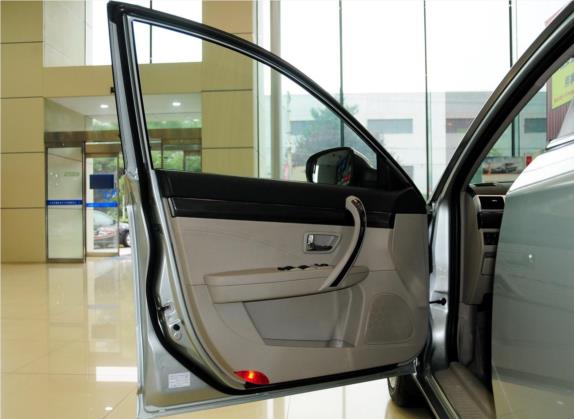 奔腾B70 2012款 1.8L 手动豪华型 车厢座椅   前门板