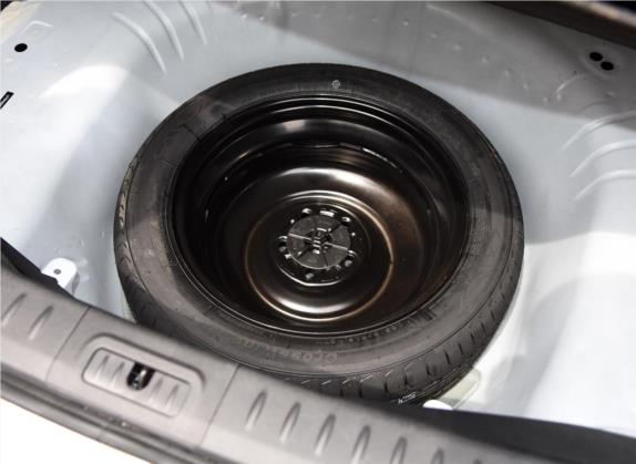 奔腾B70 2015款 1.8T 自动精英型 其他细节类   备胎