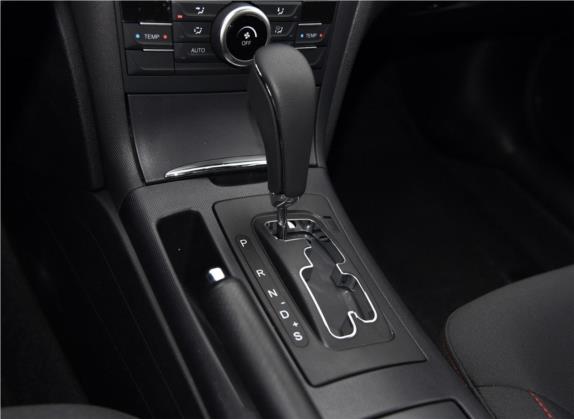 奔腾B70 2016款 2.0L 自动舒适型 中控类   挡把