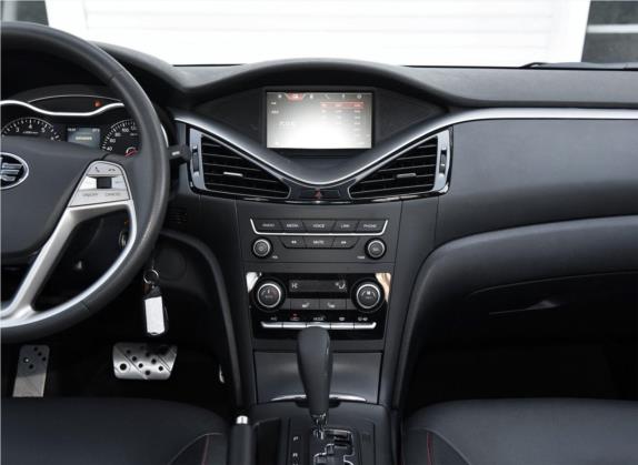 奔腾B70 2018款 轿跑版 1.8T 自动互联智享型 中控类   中控台