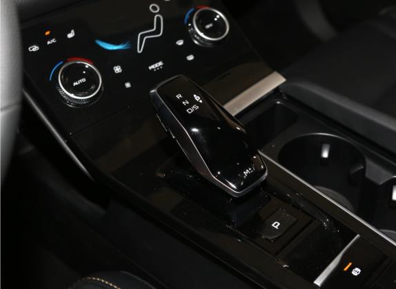 2022款 1.5T 自动畅享型 中控类   挡把