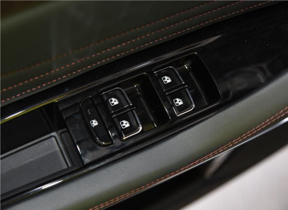 奔腾T99 2020款 20TD 自动豪华型 车厢座椅   门窗控制