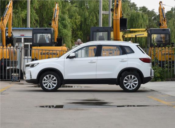 奔腾T33 2019款 1.6L 手动豪华型 国VI 外观   正侧