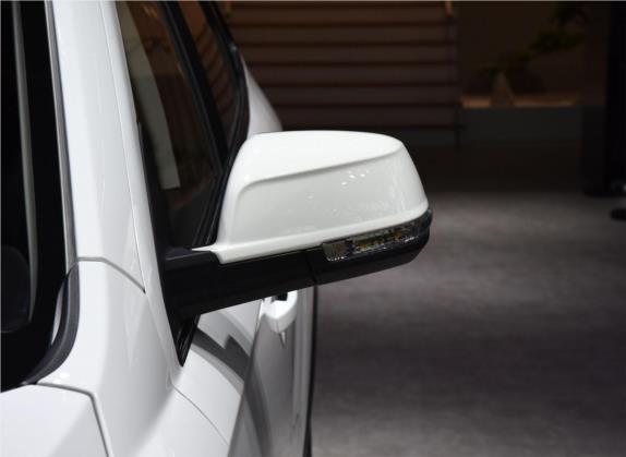 奔腾T33 2019款 1.6L 手动豪华型 国V 外观细节类   外后视镜