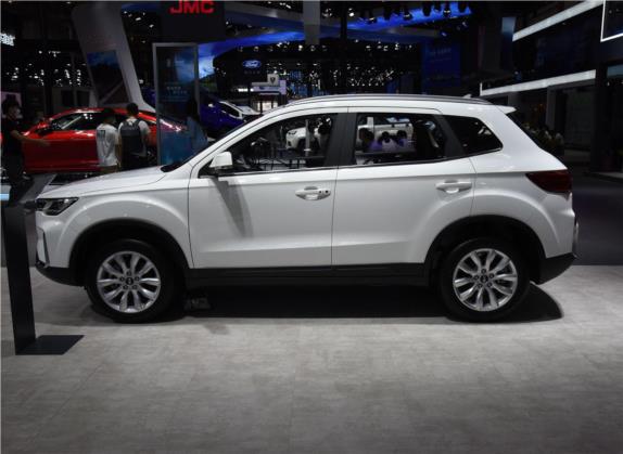 奔腾T33 2019款 1.6L 手动豪华型 国V 外观   正侧