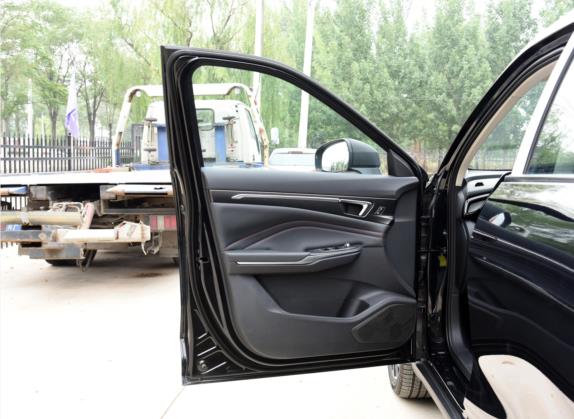 奔腾T55 2021款 1.5T 自动劲享·豪华版 车厢座椅   前门板