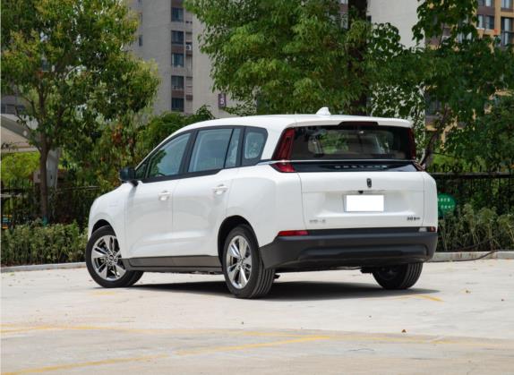 奔腾NAT 2022款 舒享出行 换电版 100kW 401km 外观   斜后