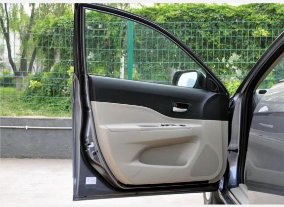 奔腾B50 2009款 1.6 手动尊贵型 车厢座椅   前门板